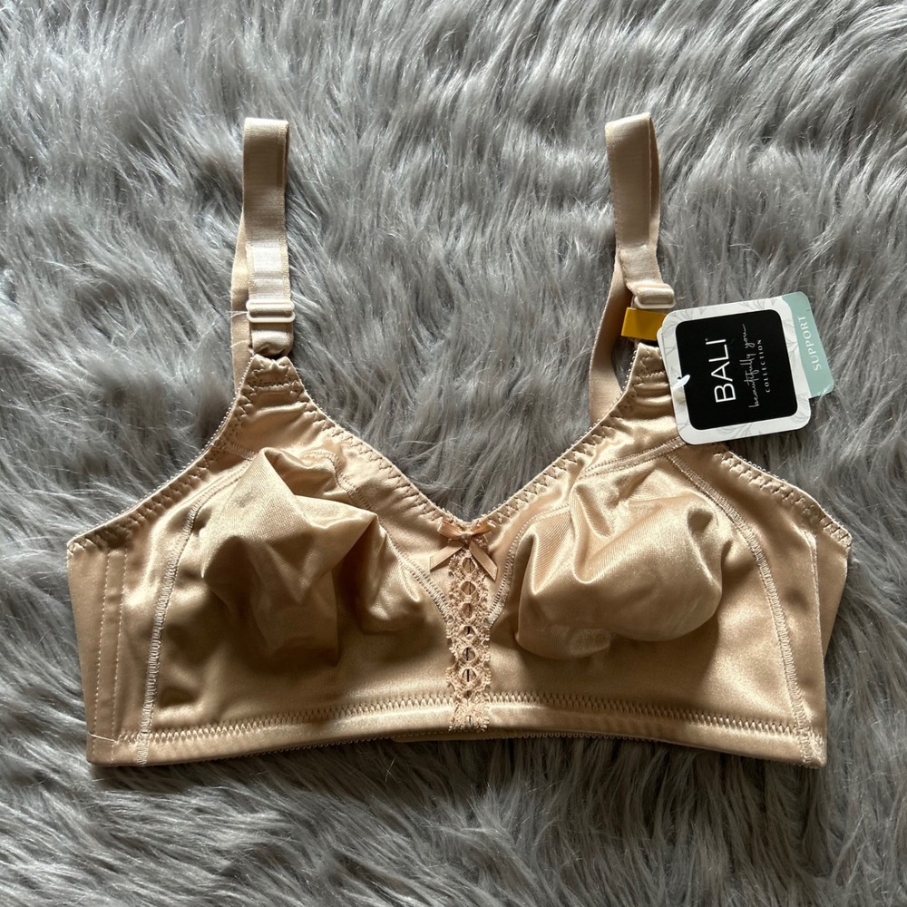 Bali Unlined Double Support Bra Womens Size 36D Tan Wireless Unpadded NEW